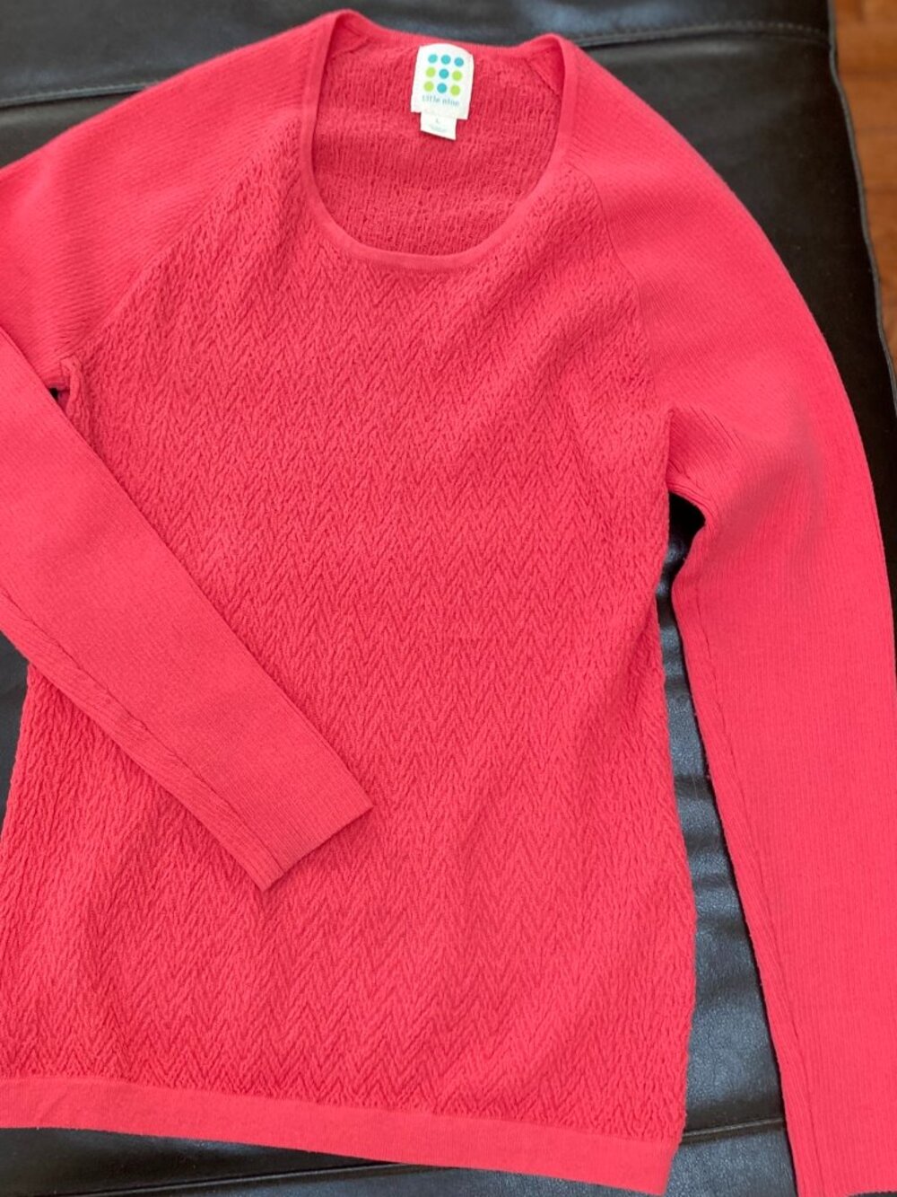 Title Nine snug fit coral sweater, L